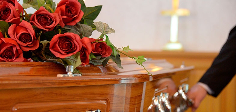 Declarada muerta es encontrada con vida en funeraria de Nueva York - thefreedompost.net