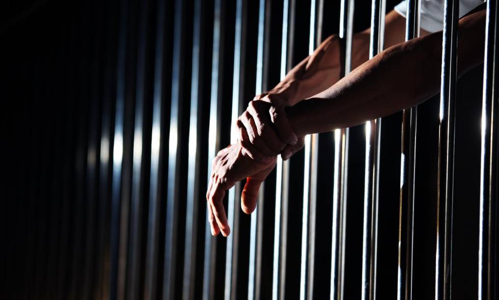 Funcionarios detenidos por corrupción podrían pasar entre 8 a 30 años en prisión - thefreedompost.net